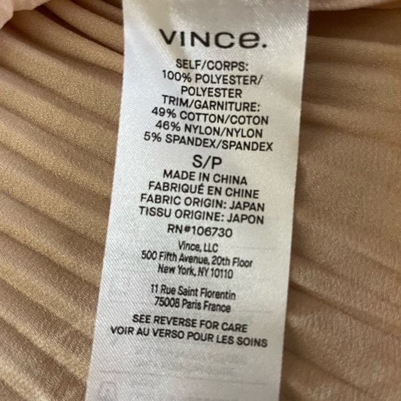 VINCE. Pleated Blouse Women’s S/P Sleeveless Silk Top V neck Dusty Rose NWT $295 - Picture 5 of 10